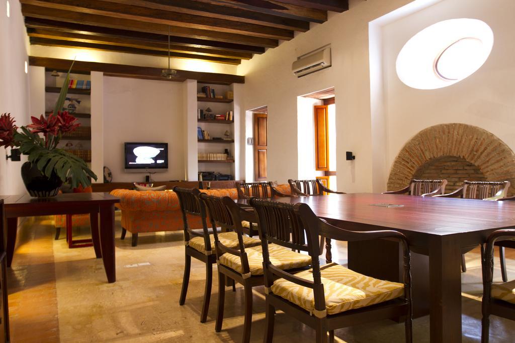 Hotel Quadrifolio Cartagena Esterno foto